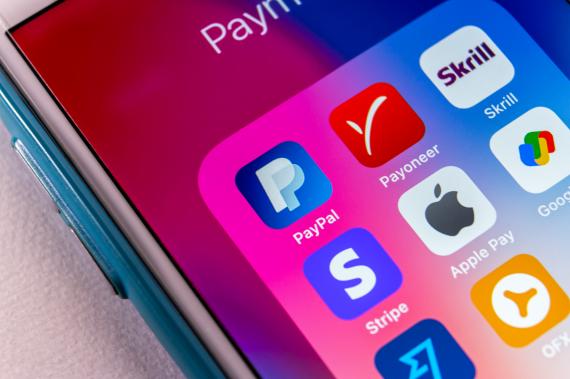 Paiement en ligne : que choisir entre PayPlug et PayPal ?
